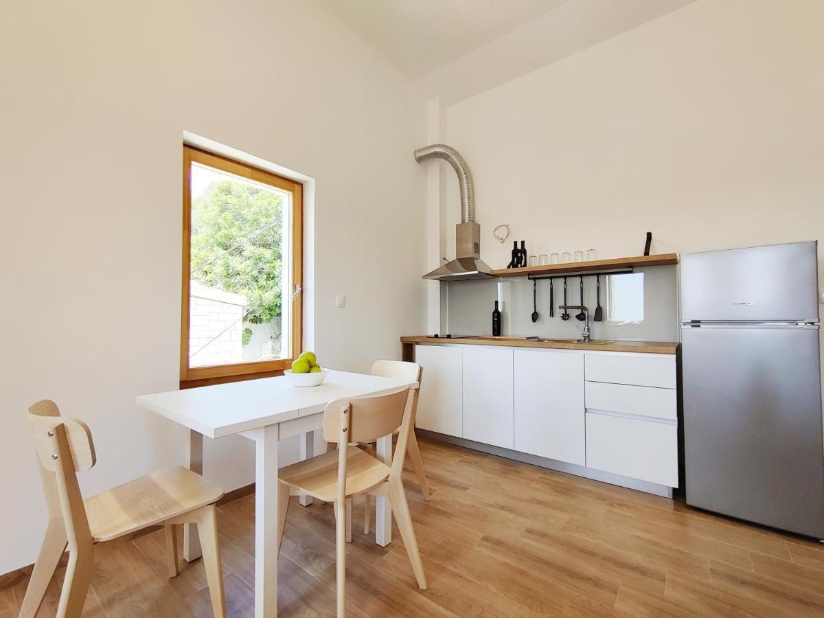 Brand New Apt W Balcony & Perfect Seaview At Center Hvar Town Extérieur photo