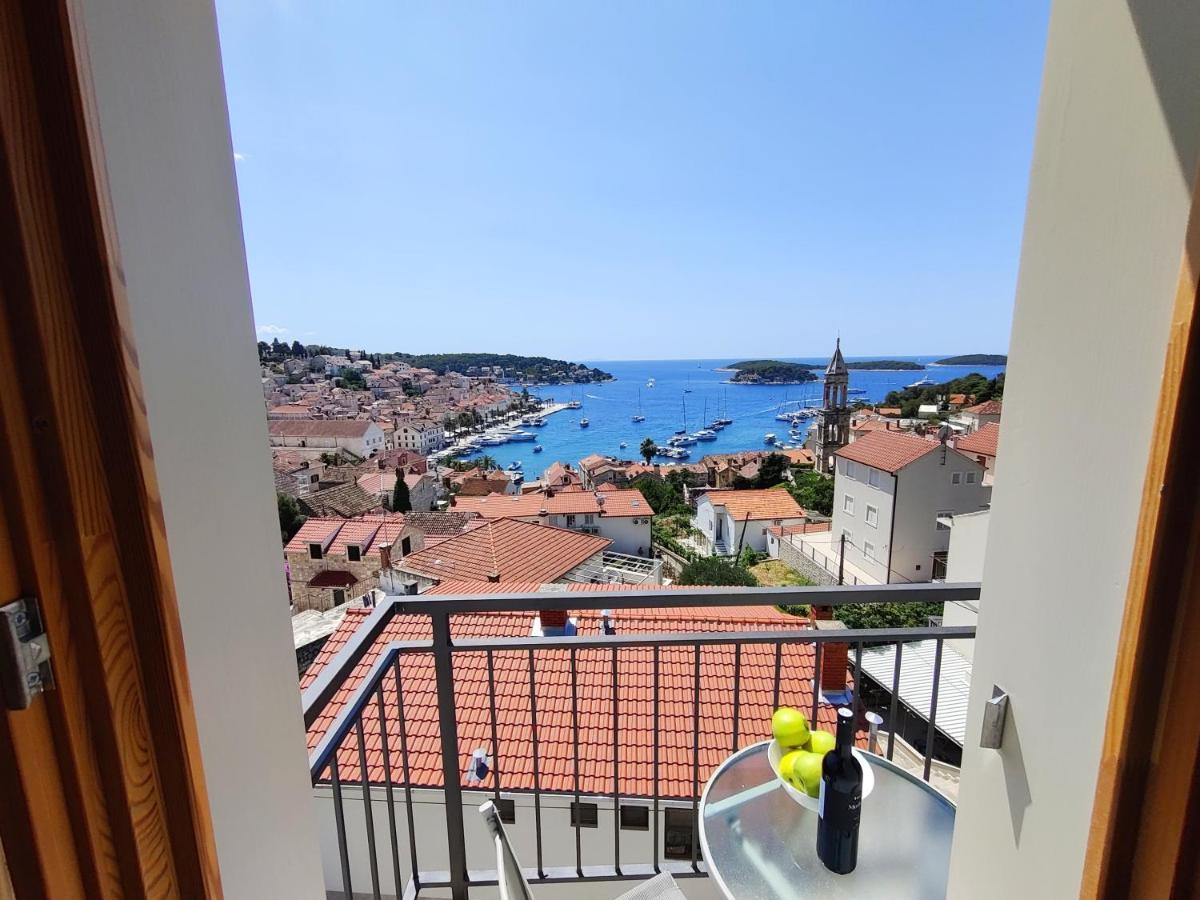 Brand New Apt W Balcony & Perfect Seaview At Center Hvar Town Extérieur photo