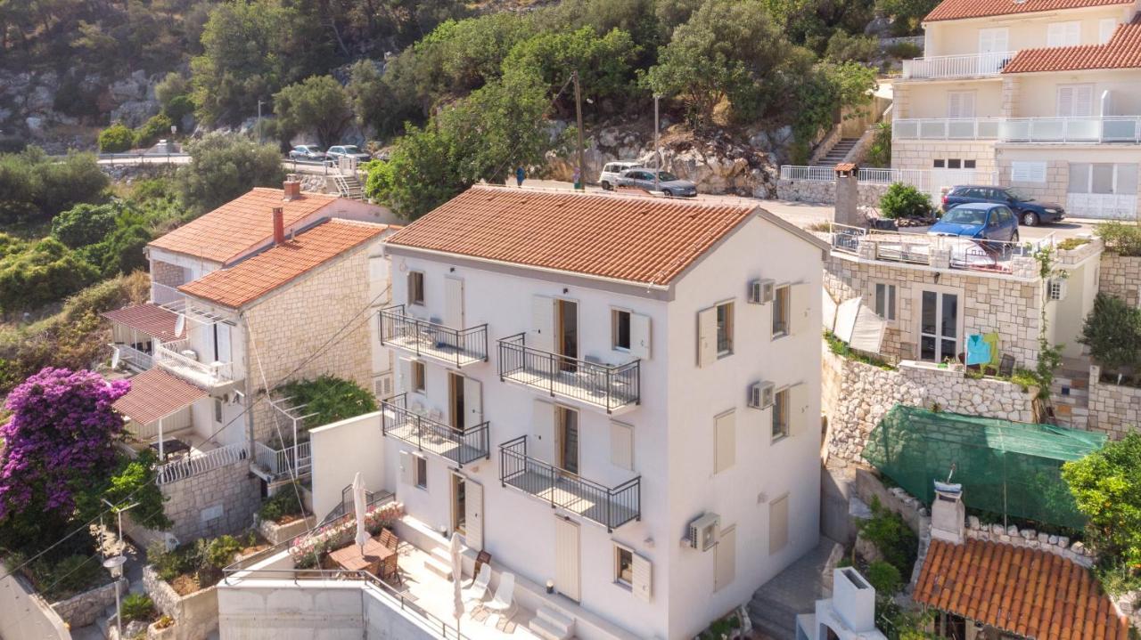 Brand New Apt W Balcony & Perfect Seaview At Center Hvar Town Extérieur photo